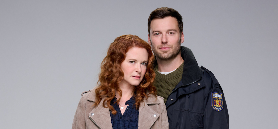 Hallmark, Mistletoe Murders, Photo: Sarah Drew, Peter Mooney Credit: ©2024 Hallmark Media/Photographer: Christos Kalohoridis