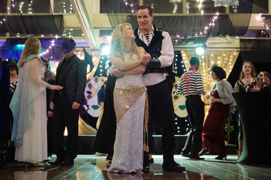 Photo: Alison Sweeney, Victor Webster Credit: ©2025 Hallmark Media/Photographer: David Astorga