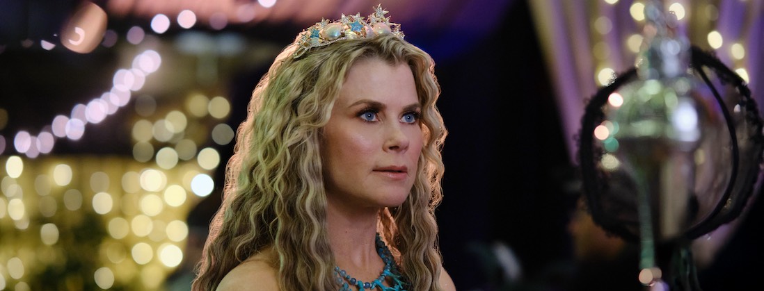 Exclusive Interview: Alison Sweeney On ‘Sugar & Vice: A Hannah Swensen Mystery’